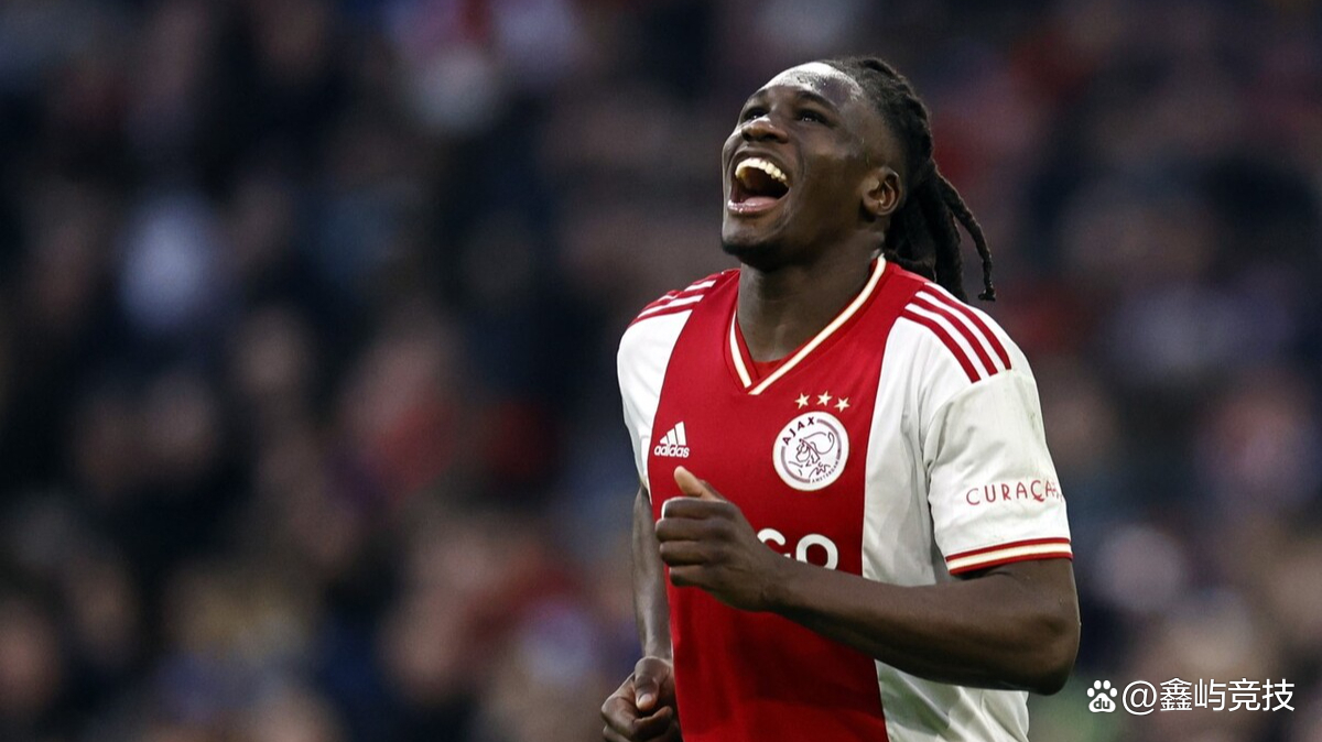 九游游戏中心包含凯恩关键时刻出色防守阿贾克斯围绕英超战术微调，媒体一致点评：波尔图清晨防线松动的词条